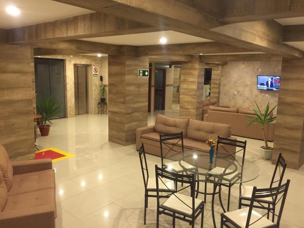 Village Plaza Hotel 4*